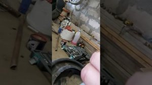 джили эмгранд ес7нижний держатель пыльника передней стойки