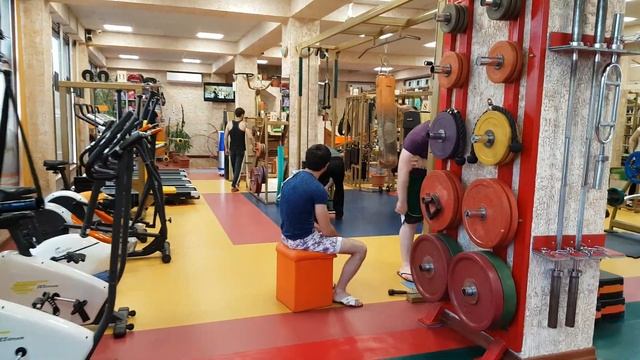 Тренажёрный ЗАЛ 2020 в Ереване смотреть онлайн