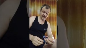 Пирамидка для массажа: как её правильно держать?