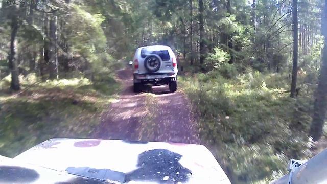 на нивах по лесу 4х4 ищем где бы засодить нивы смотреть онлайн