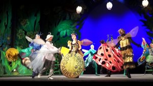 Муха денежку нашла! Фрагмент спектакля "Лесная сказка про Муху-Цокотуху"