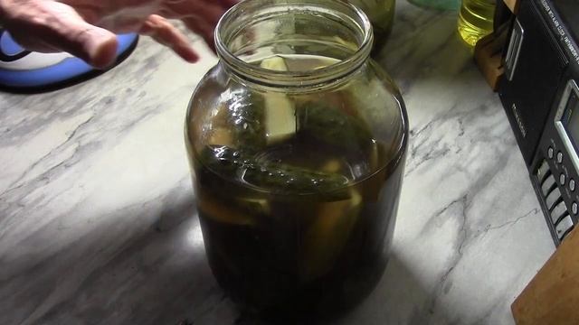 Салат соленый огурец из сыром смотреть онлайн