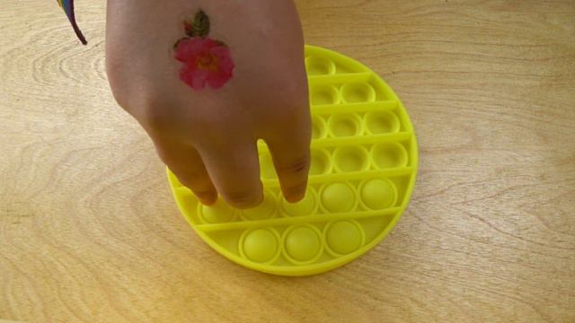 Fidget Toys - Round Yellow Pop It ASMR | Антистресс игрушка круглый желтый Поп Ит АСМР смотреть онлайн