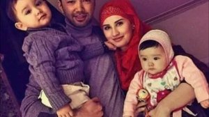 АЛИШЕР УЗОКОВ МАШХУР ОИЛАСИ ХАКИДА БИЛАСИЗМИ