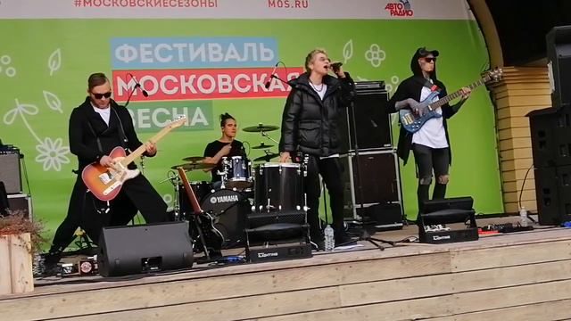 MONOЛИЗА. "Этой ночью холодно слишком" смотреть онлайн