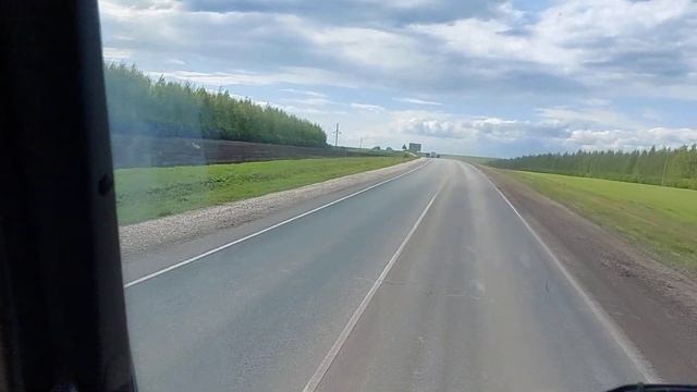 Обочечники не хотят стоять в очереди.Обгон по сплошной.Дети в ситроене 78 региона смотреть онлайн