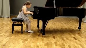И.С. Бах. Маленькая прелюдия до мажор. Исп. Соболева Светлана, 2 класс предпроф фортепиано ДШИ Исто