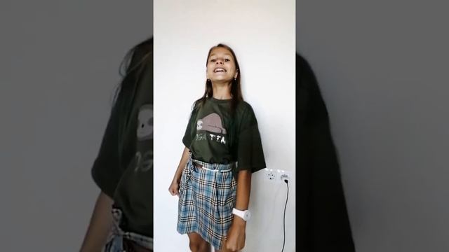 Видео-визитка для марафона #STARSKIDSRU смотреть онлайн