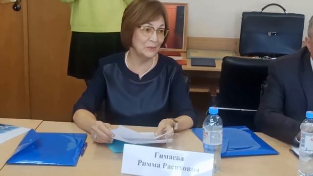 Сегодня в Уфе вспомнили государственного деятеля и просто хорошего человека Ильдара Гимаева смотреть онлайн