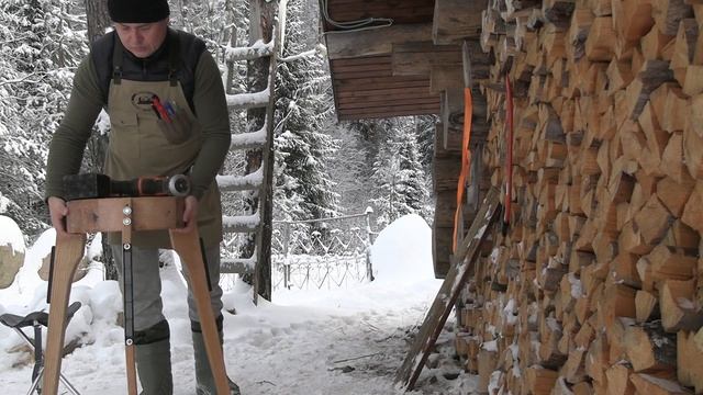 DIY Wooden bowl made of raw wood . Деревянная чаша из сырой древесины. смотреть онлайн