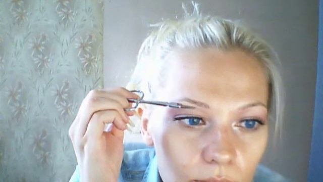 Как правильно выщипывать брови