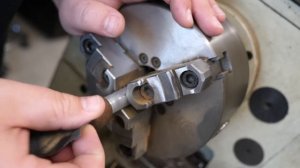 Making a Pneumatic Engraver: DIY Hand Engraver