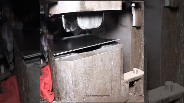 How Motorcycle Fuel Tanks Are Manufactured смотреть онлайн