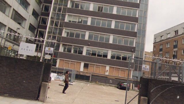 BARBOUR X C.P. COMPANY смотреть онлайн