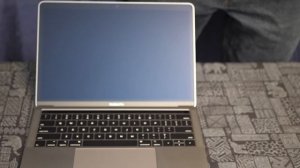 2018 13" Macbook Pro i7 Unboxing