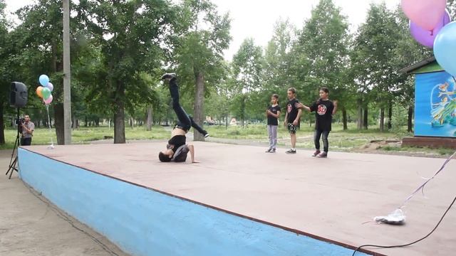 2014.06.06 ПКиО Химик День рождения А.С. Пушкина, студия брейк-данса Sense of life смотреть онлайн