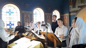 Малое славословие. Знаменный распев с исоном.