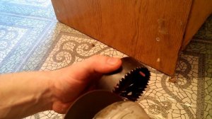 как заточить (фрезу) коронку для просверливания дыр больших диаметров