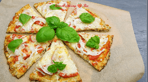 Вкусная и полезная пицца на тесте из цветной капусты | Cauliflower pizza | LoveCookingRu