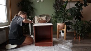 Как легко перекрасить тумбу из ЛДСП материалами Aturi Design: поэтапная инструкция