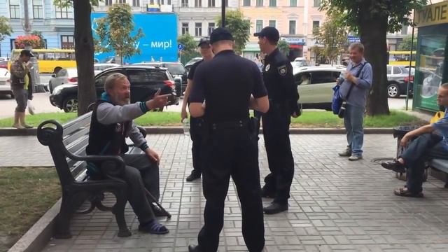 Закрой рот! Я представитель власти! - полиция Киева в действии смотреть онлайн