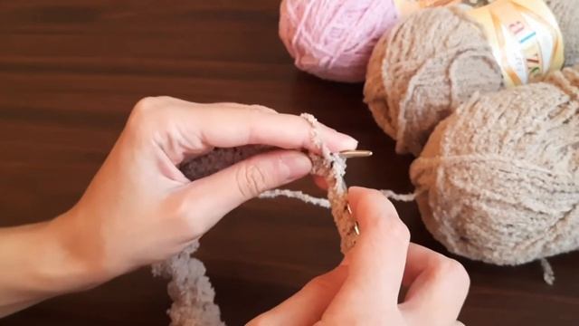 Процесс вязания из Alize Softy
