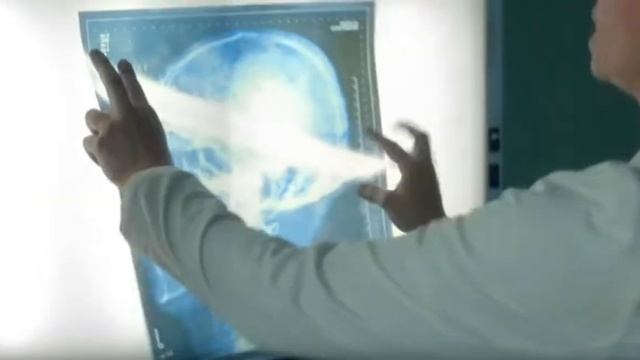 Доктор который лечит бойцов в Mortal Kombat смотреть онлайн