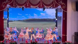 Танец Вдоль по улице широкой