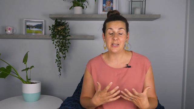 Baby Hates Tummy Time? Try These Tummy Time Positions Instead!!(Tummy Time How To) смотреть онлайн