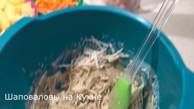 Очень вкусно просто и доступно, картофель с плавленым сыром и курицей в духовке