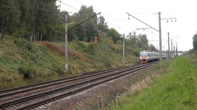 ЭП2Д 0008 утренним рейсом на Тулу на перегоне Столбовая - Чехов Московской железной дороги. смотреть онлайн