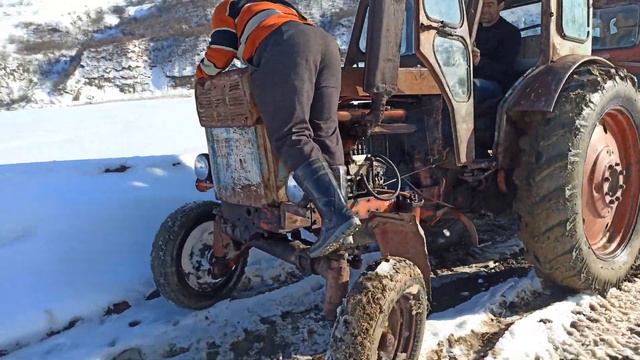 Трактор Т 40 Буксует Трактор Т 40АМ.Сломался Каробка Трактора Т 40 АМ.Offroad смотреть онлайн