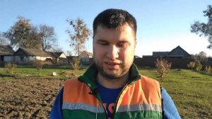 Как мотоблоком лучше разработать целину. Грунтозацепы с плугом против фрез - что лучше и быстрее?