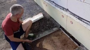 Вскрыл утепленную отмостку, чтобы объяснить ее необходимость(Муравьи? Плесень? Что с температурой?)