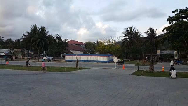 Индонезия остров Ломбок Ремонт набережной смотреть онлайн