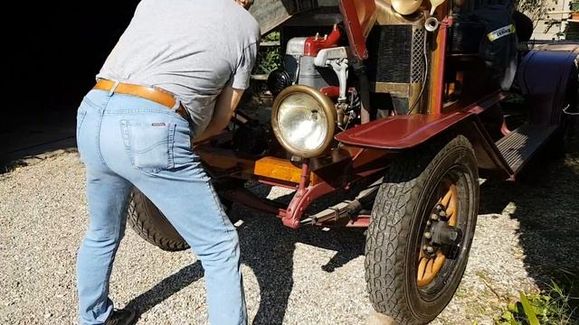 Renault 1910 - begining XX Century - Pre-War Old Car - classic