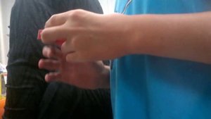 ШКОЛЬНИКУ ПРОДАЛИ ПРЕЗЕРВАТИВ В 12 ЛЕТ