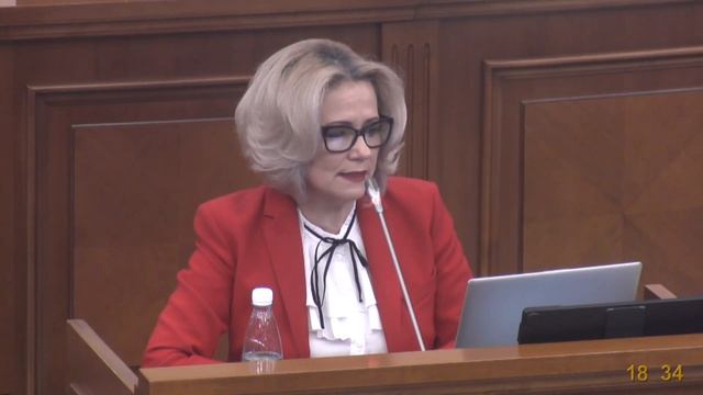 Alla Darovannaia despre fondurile asigurării obligatorii de asistență medicală pe anul 2020 смотреть онлайн
