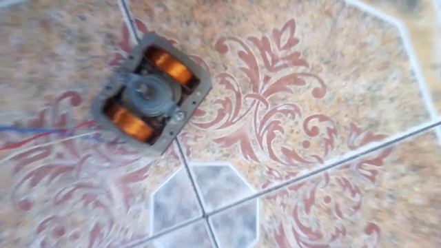 Запуск и подключение двигателя от кухонной вытяжки своими руками. Часть 1! смотреть онлайн