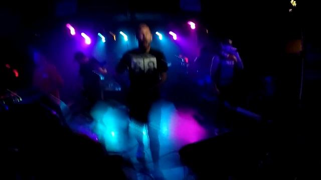 King Of Armillo - Issues 6/19/15 смотреть онлайн