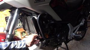 Honda NC750X как снять и обслужить радиатор