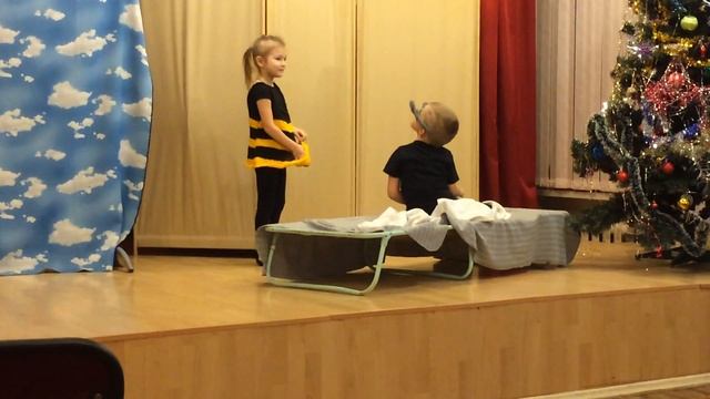 Спектакль "Глупый мышонок" смотреть онлайн