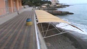 середина июня, Крым, Отрадное - Ялта, "переполненные" пляжи