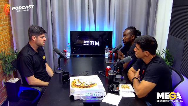 EDUARDO DI DONE - ESCOLA DE FUTEBOL INFANTIL COM 1300 ALUNOS - DUNK - PODCAST NA ESTRADA #EP74