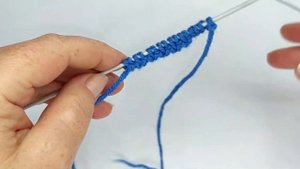 Фабричный набор петель спицами и переход в резинки 1/1, 2/2.