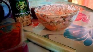 Рецепт Вкусного салата с корейской морковью и грибами