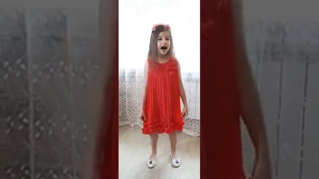 Сны,как бабочки цветные сл. Э.Путилова смотреть онлайн