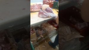 Разделка свиной полутуши.свинина на фарш, кости и рагу.