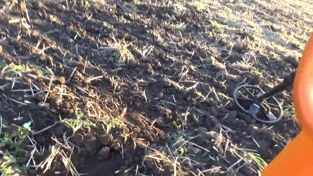 В ПОИСКАХ КЛАДА. Вскрытые могилы... Старинные склепы. смотреть онлайн