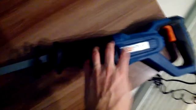 Сабельная пила. Электро инструмент из леруа смотреть онлайн